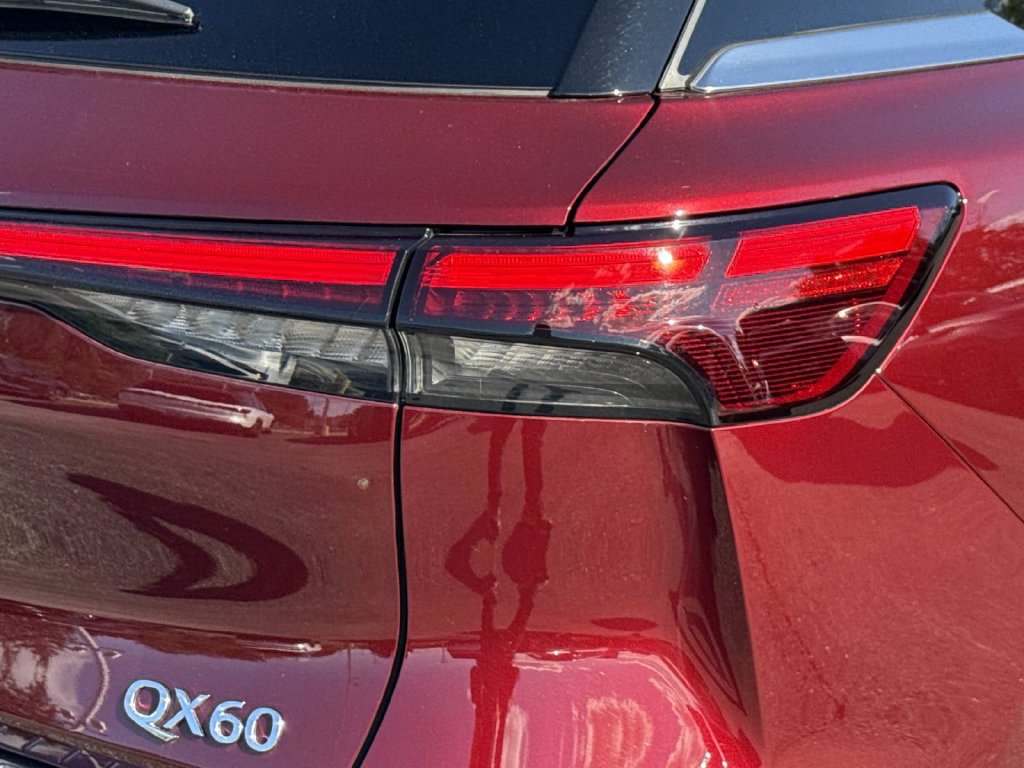 Used 2025 INFINITI QX60 Autograph w/ Cargo Package AWD/4WD image 29