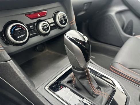 Used 2018 Subaru Crosstrek 2.0i Limited image 18