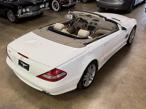 Used 2008 Mercedes-Benz SL 550 image 22