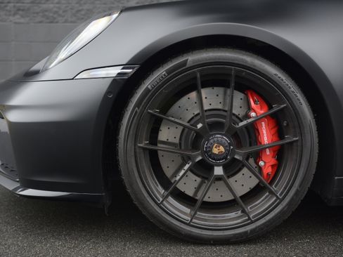 Used 2025 Porsche 911 Carrera GTS image 41