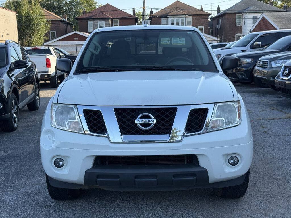 Used 2017 Nissan Frontier SV w/ SV Value Truck Package RWD image 2