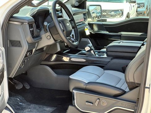 New 2025 Ford F150 Lightning Platinum image 7