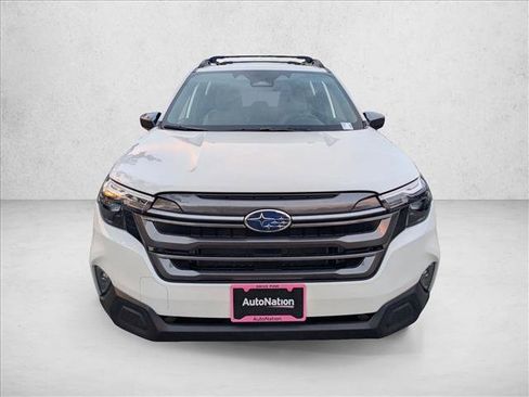 Used 2026 Subaru Forester Premium AWD/4WD image 6
