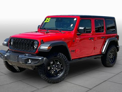 Used 2025 Jeep Wrangler Unlimited Sport AWD/4WD image 2