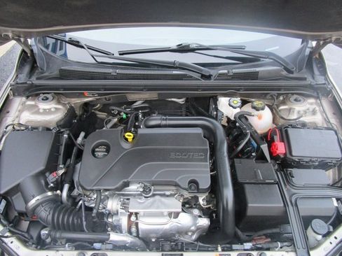 Certified 2024 Chevrolet Malibu LT image 7