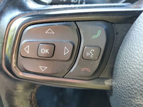 Used 2018 Jeep Wrangler Unlimited Sport S AWD/4WD image 10