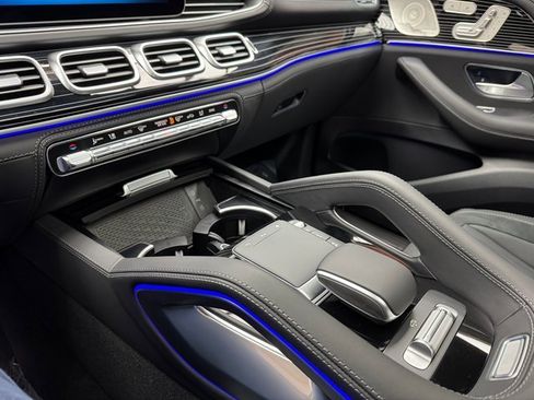 New 2026 Mercedes-Benz GLE 53 AMG 4MATIC Coupe image 19