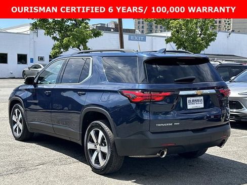 Certified 2023 Chevrolet Traverse LT w/ LT Premium Package AWD/4WD image 4