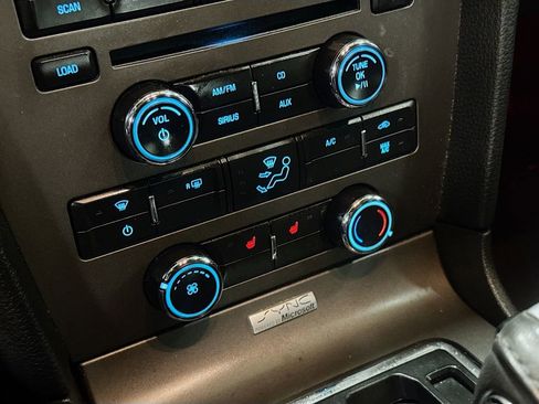 Used 2013 Ford Mustang Premium image 17