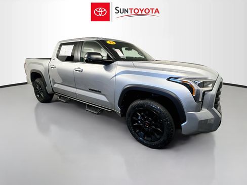 Used 2026 Toyota Tundra SR5 w/ SR5 Premium Package AWD/4WD image 1
