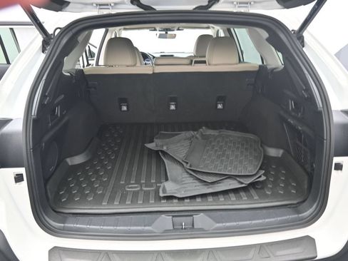Certified 2025 Subaru Outback Limited AWD/4WD image 23