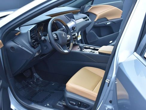 Certified 2025 Lexus RX 350 Premium w/ Accessory Package FWD image 13