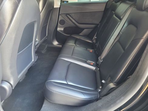 Used 2025 Tesla Model Y Performance AWD/4WD image 18