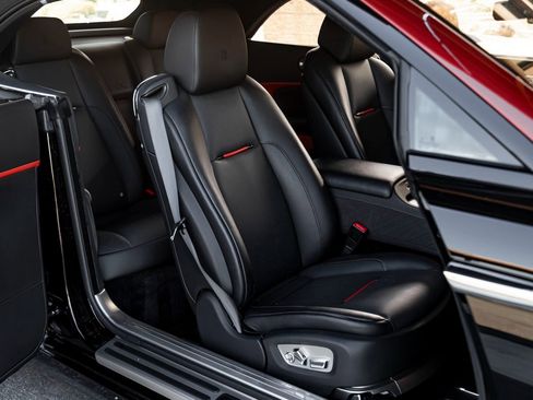 Certified 2019 Rolls-Royce Dawn image 26