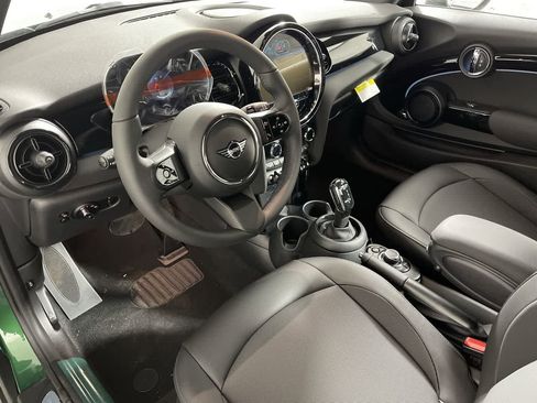 Used 2023 MINI Cooper Cooper image 12