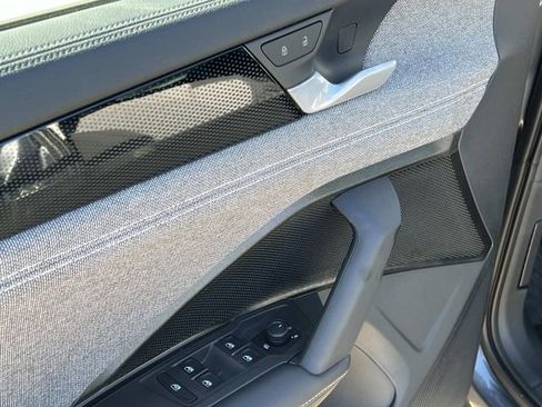 New 2026 Volkswagen Tiguan S FWD image 10