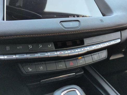 Used 2019 Cadillac XT4 Premium Luxury image 28