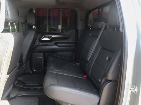 Used 2024 Chevrolet Silverado 1500 LT Trail Boss w/ LT Trail Boss Premium Package AWD/4WD image 38