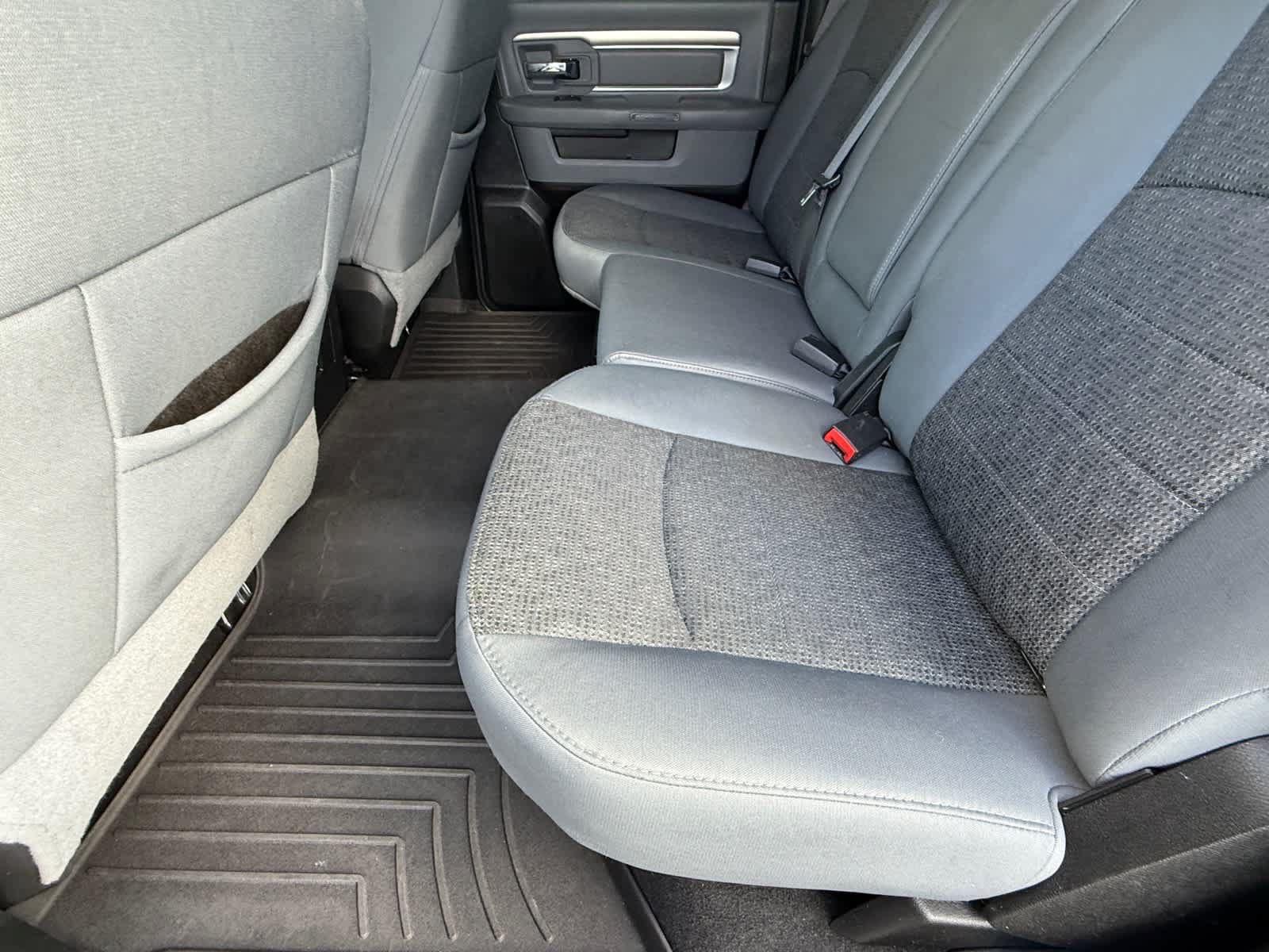Used 2019 RAM 1500 Classic SLT w/ Protection Group AWD/4WD image 11