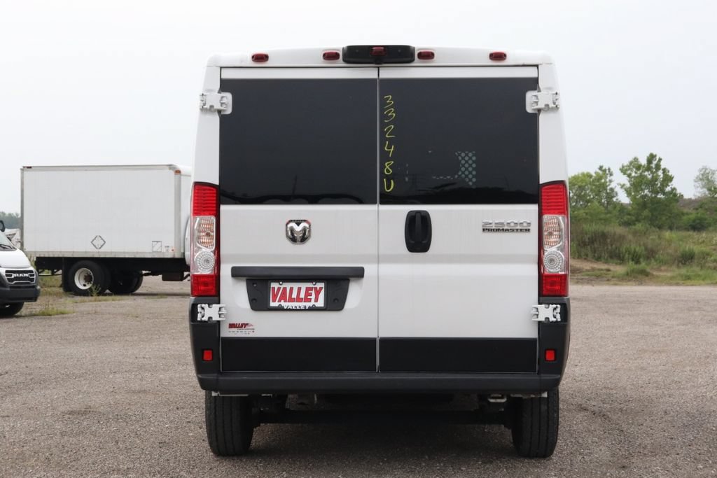 Used 2025 RAM ProMaster 2500 w/ U-Haul Equipment Group FWD image 8