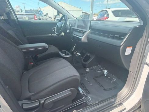 Used 2024 Hyundai Ioniq 5 SEL AWD/4WD image 9