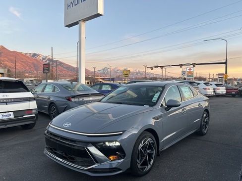 New 2026 Hyundai Sonata SEL image 1