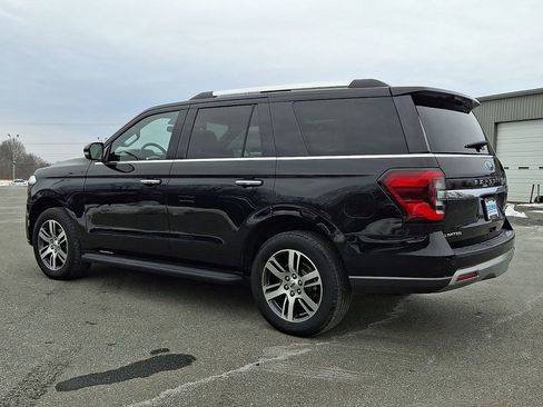 Used 2024 Ford Expedition Limited image 4