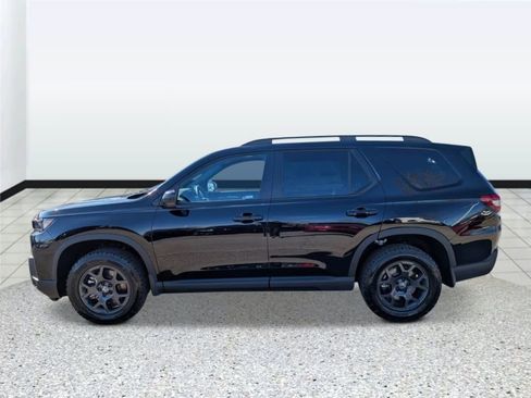 New 2026 Honda Pilot TrailSport image 6