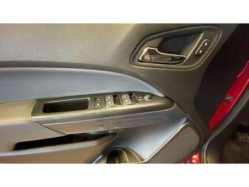 Used 2021 Chevrolet Colorado Z71 AWD/4WD image 10