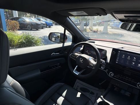 New 2026 Honda Prologue Touring image 17