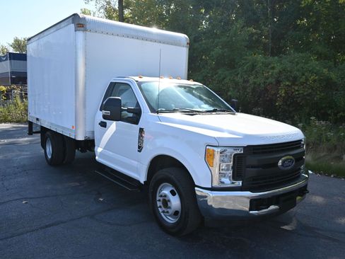Used 2017 Ford F350 XL w/ Power Equipment Group image 2