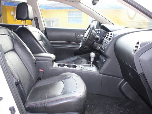 Used 2012 Nissan Rogue SL image 5