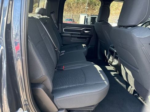 New 2026 RAM 2500 Big Horn AWD/4WD image 10