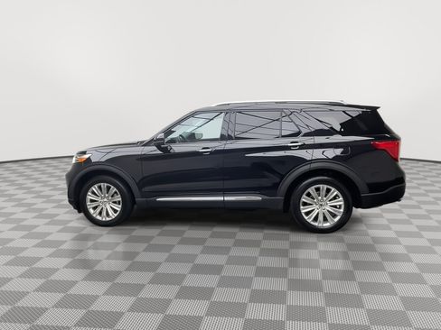 Used 2021 Ford Explorer Limited w/ Equipment Group 301A AWD/4WD image 43