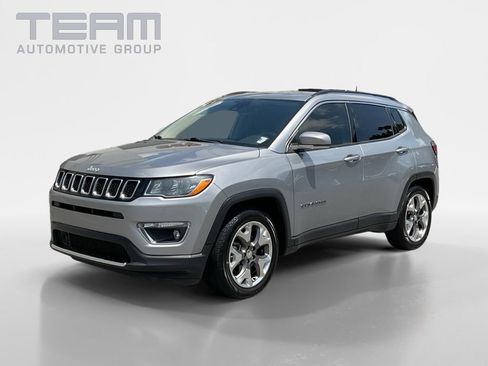 Used 2021 Jeep Compass Limited FWD image 3