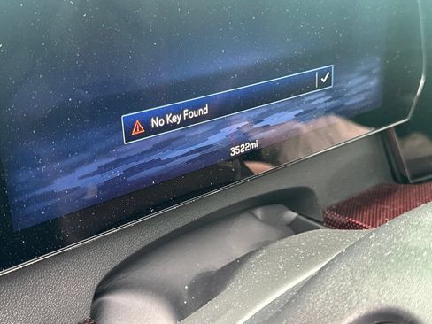 Used 2026 Chevrolet Traverse RS FWD image 10