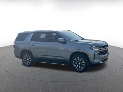 Used 2023 Chevrolet Tahoe LT w/ Luxury Package image 2