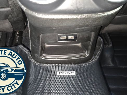 Used 2018 Alfa Romeo Stelvio Ti image 30