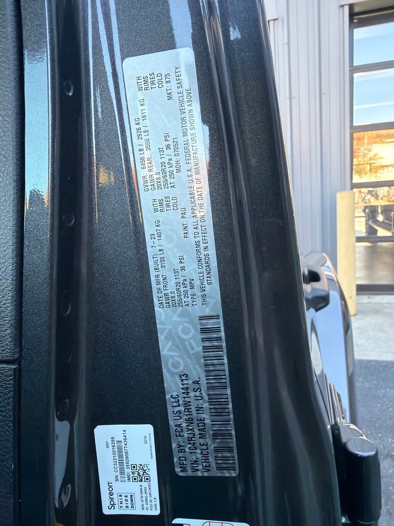 Used 2024 Jeep Wrangler Unlimited w/ Convenience Group AWD/4WD image 42
