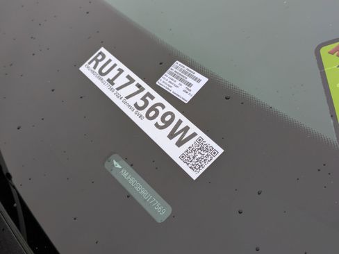 Used 2024 Genesis GV80 2.5T image 31