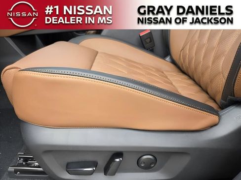 New 2026 Nissan Rogue Platinum w/ Platinum Premium Package image 12