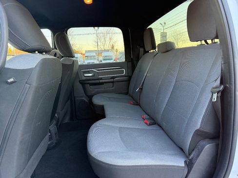 Used 2021 RAM 2500 Big Horn image 23
