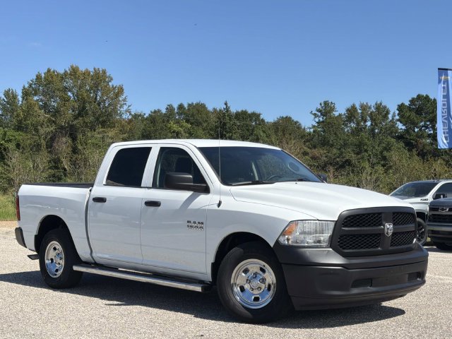 Used 2018 RAM 1500 Tradesman RWD image 2