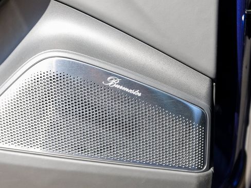 Used 2025 Porsche Macan Turbo Electric image 22