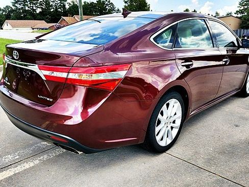 Used 2013 Toyota Avalon Limited FWD image 9