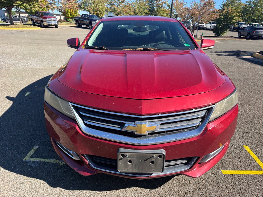Used 2015 Chevrolet Impala LT FWD image 2