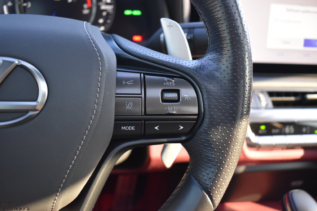 Used 2024 Lexus LC 500 Coupe w/ Sport Package RWD image 16