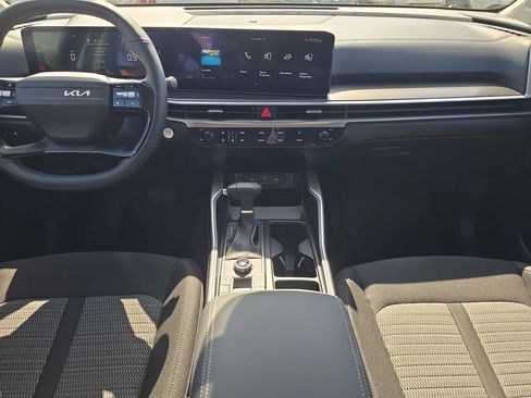 New 2026 Kia Sorento LX image 14