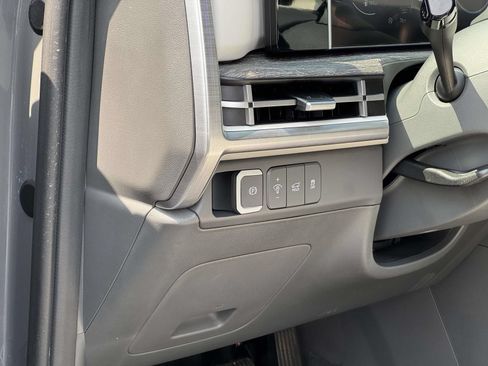 Used 2025 Hyundai Santa Fe Calligraphy AWD/4WD image 16