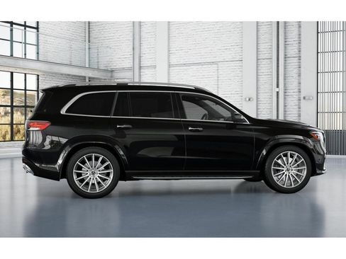 New 2026 Mercedes-Benz GLS 580 4MATIC image 17